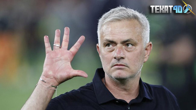 Mourinho Dapat Tawaran Gila Latih Arab Saudi, Digaji Rp1,8 Triliun