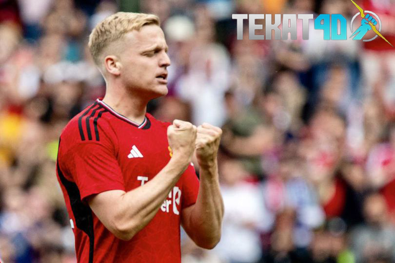 Bukan ke Turki, Donny van de Beek Tawarkan Diri ke Barcelona?