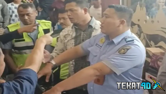 Viral Video Penumpang Lion Air Jakarta-Makassar Rusuh karena Diduga Delay 9 Jam Lebih